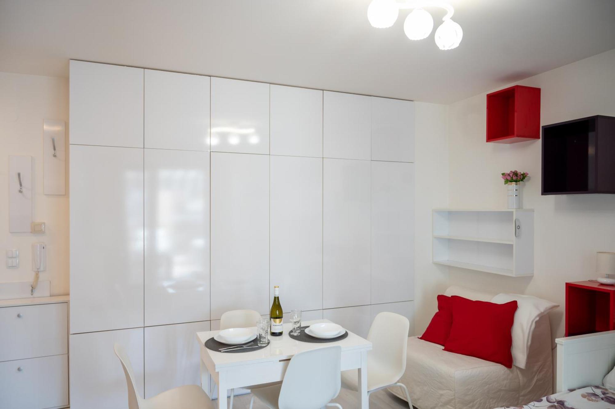 Appartamento Colorful Studio With Balcony - Free Parking Sofia Esterno foto
